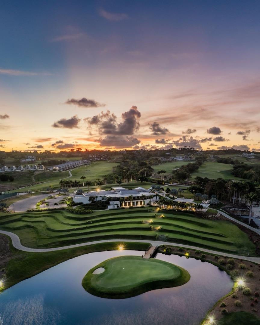 Apes Hill Barbados – golf at sunset